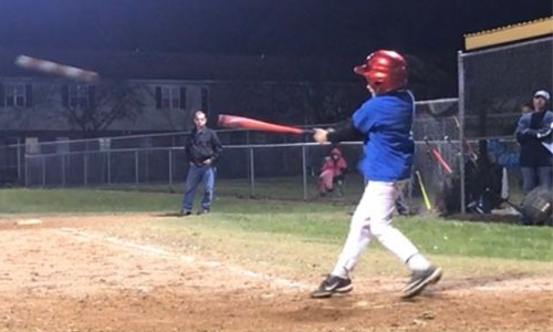 Daniel Emerson batting fallball 2019